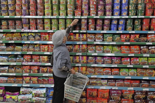 Mì gói cứu rỗi thế giới ?